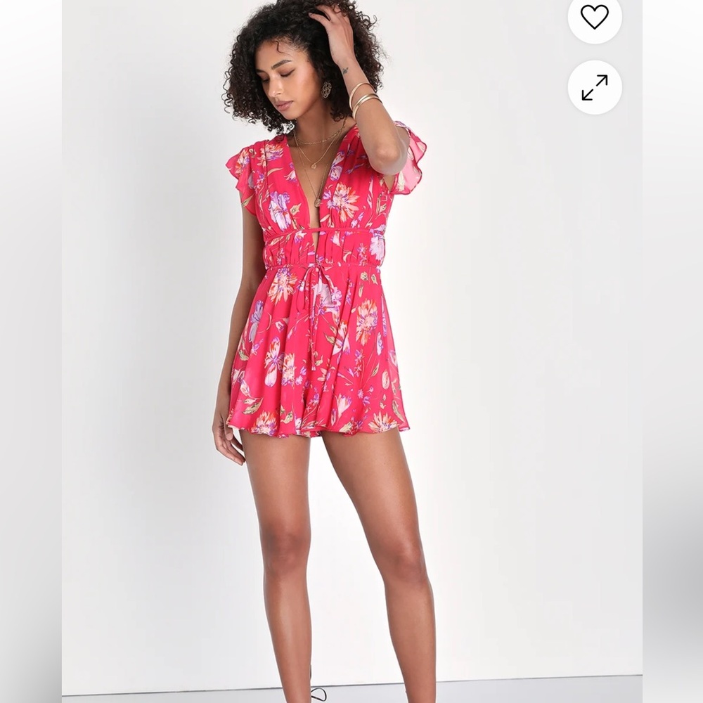 Flirty Ways Hot Pink Floral Print Flutter Sleeve Romper
Lulus XS